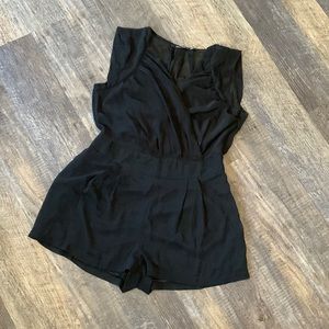 Black romper size large